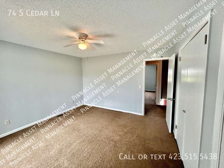 74 S Cedar Ln - Photo 7 of 10