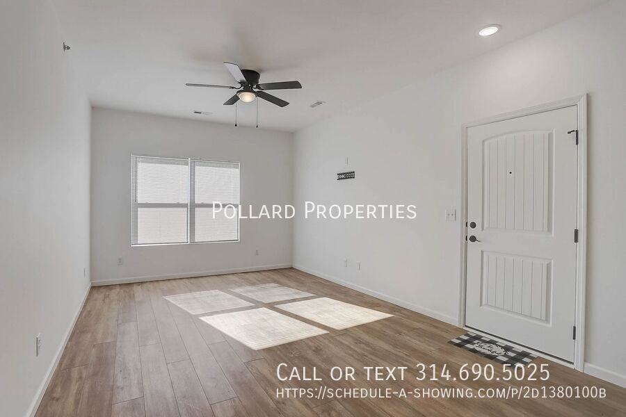 624 Parkview Dr #624 - Photo 3 of 50