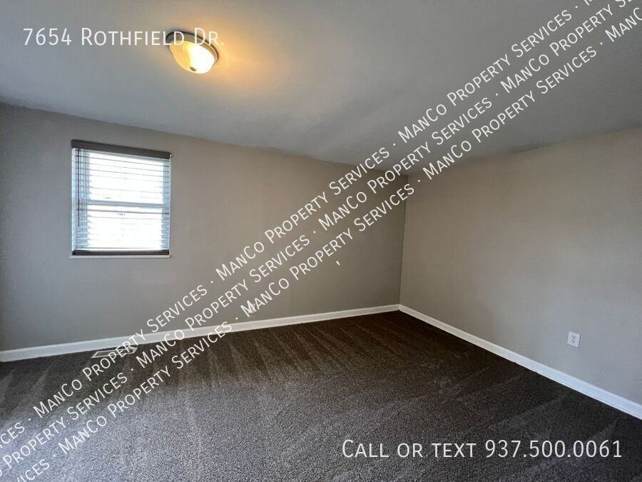 7654 Rothfield Dr - Photo 7 of 15