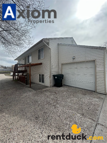 711 Franklin Ave #A - Photo 2 of 24