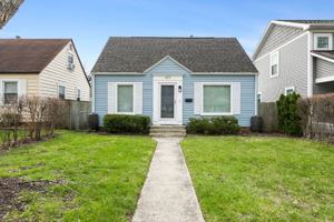 featured image of 410 W Angela Blvd