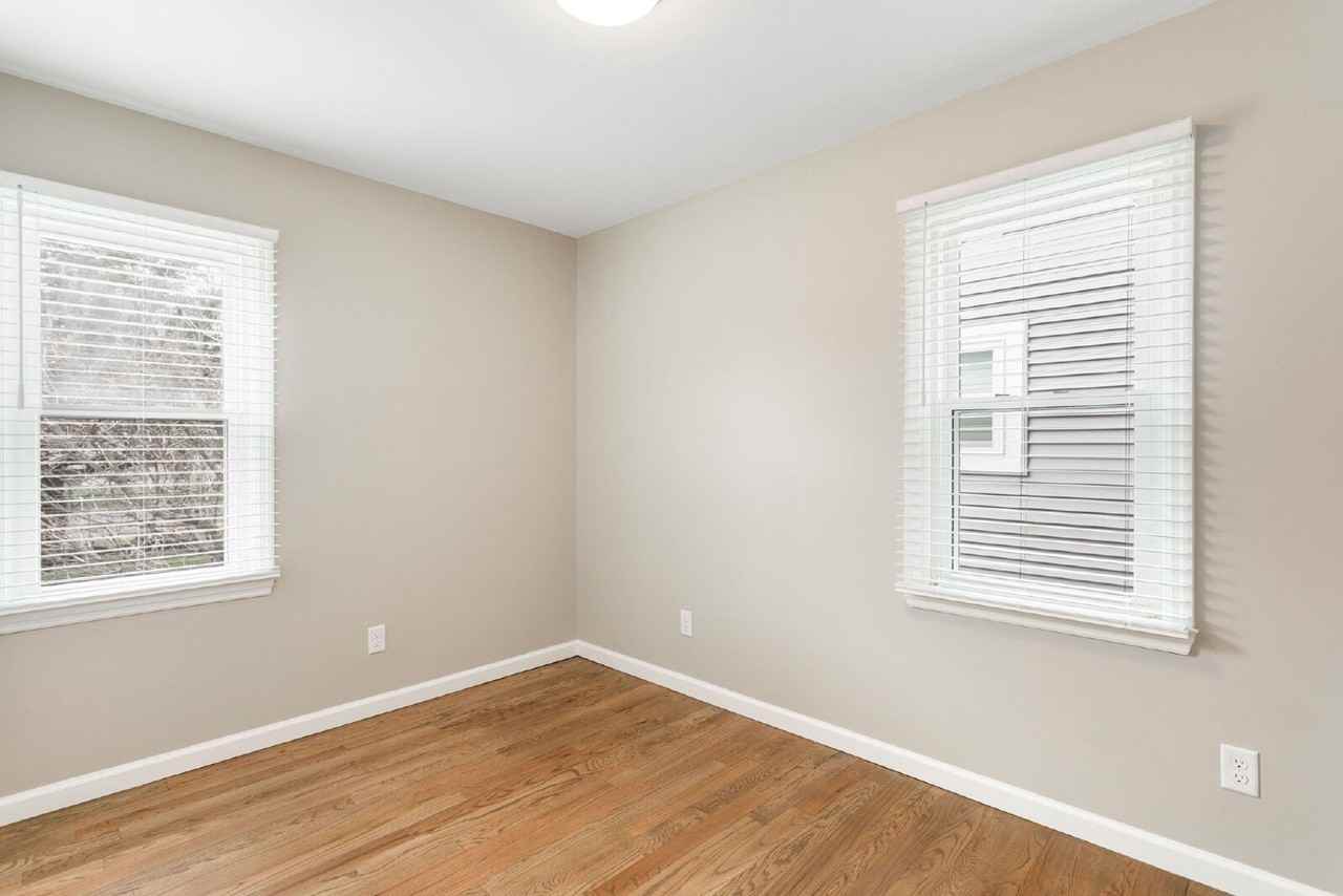 410 W Angela Blvd - Photo 4 of 20