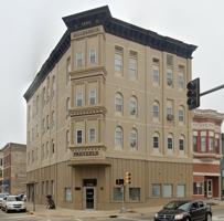 featured image of 2426 S Galena Ave