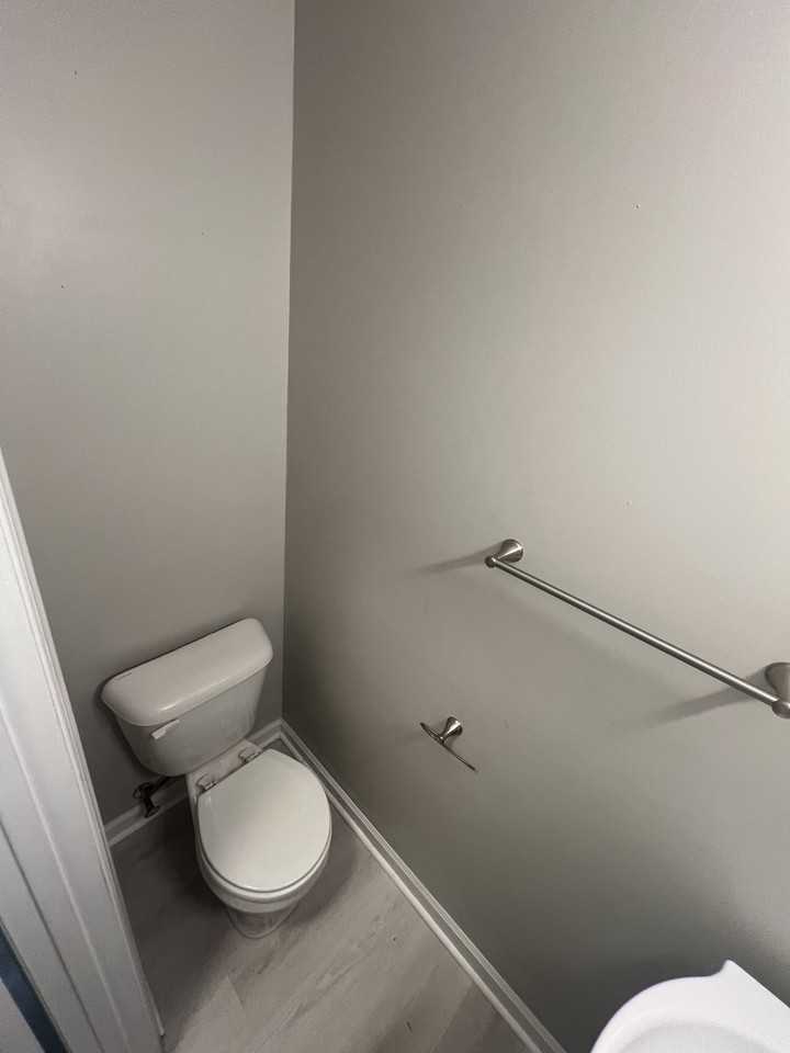 716A Verdant Dr #1 - Photo 5 of 25