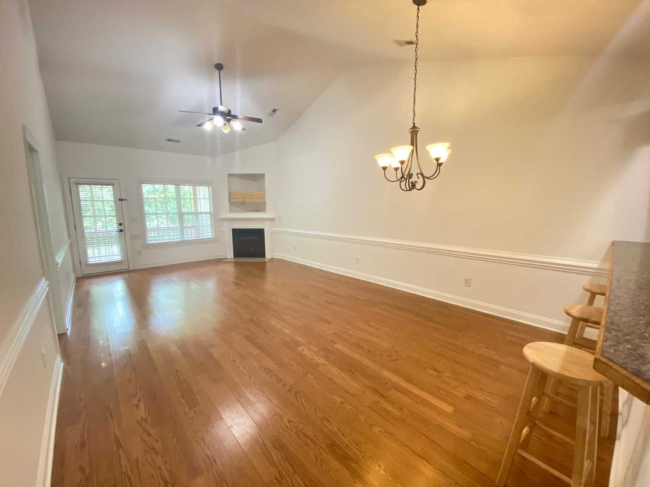 1936A Cambria Dr - Photo 7 of 15