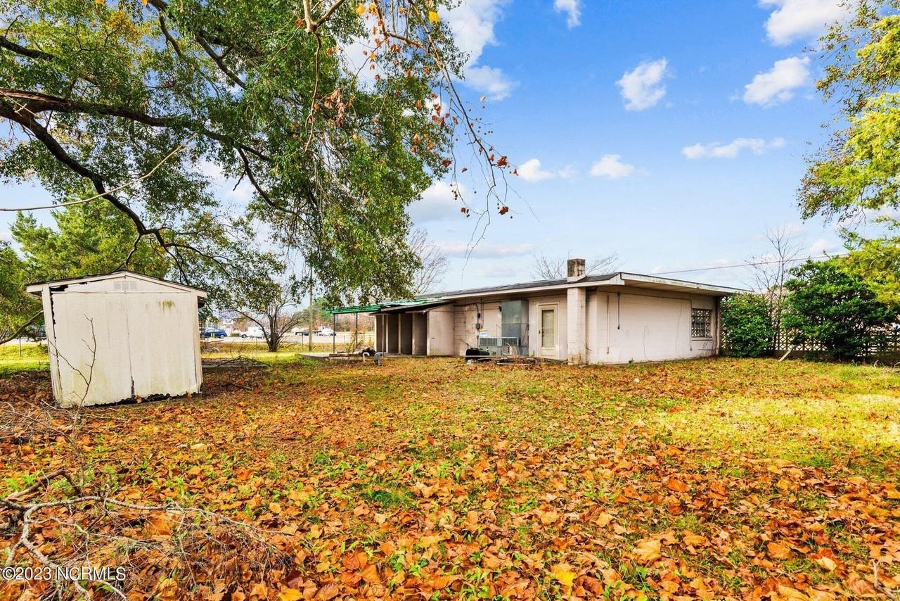 801 E Boulevard #1 - Photo 6 of 19