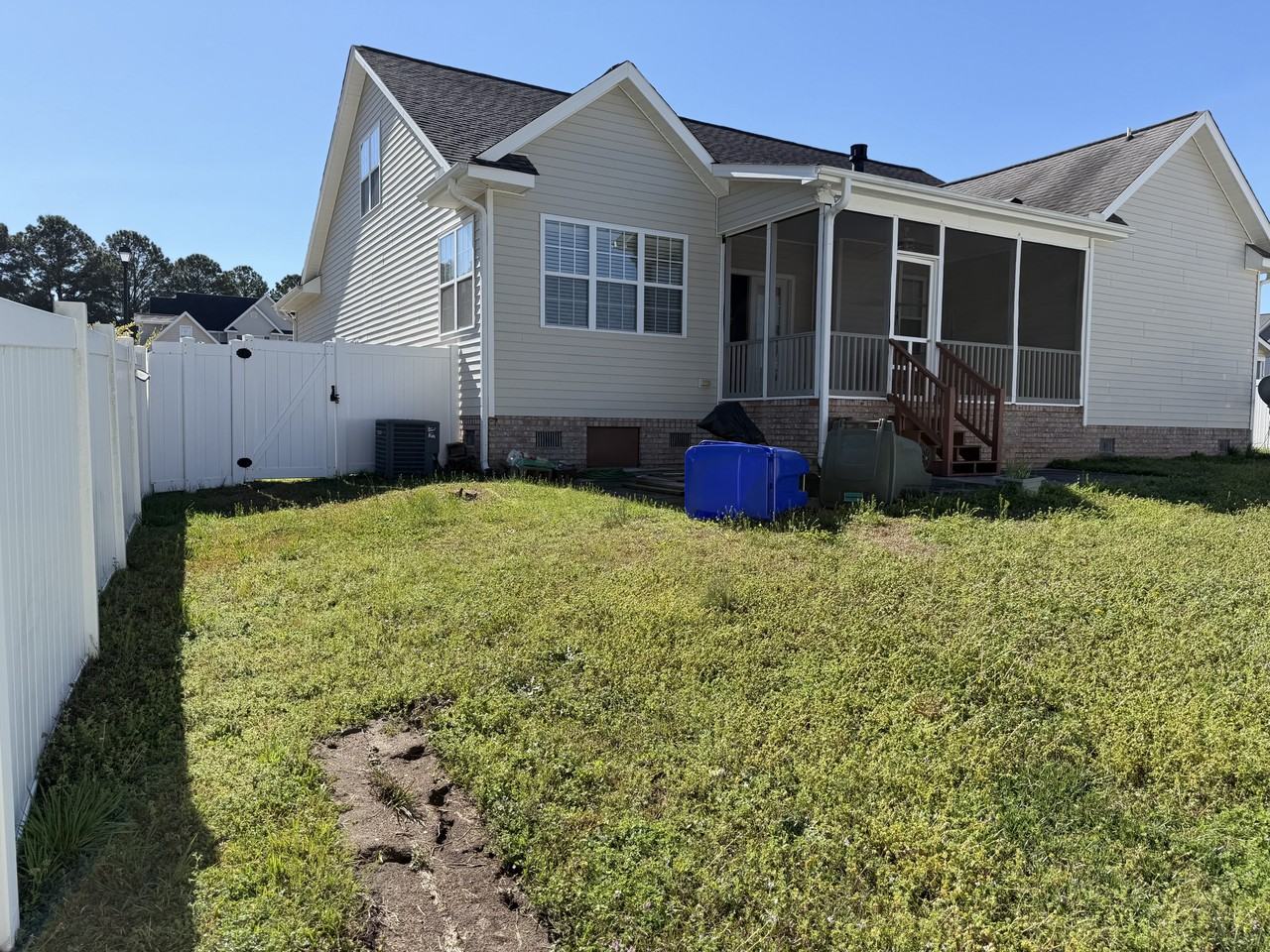 1908 Limerick Ln - Photo 3 of 12