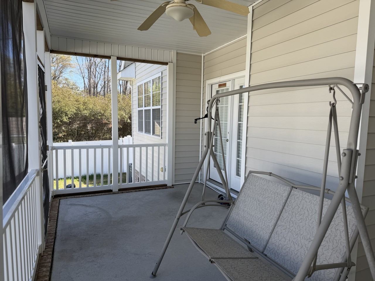 1908 Limerick Ln - Photo 4 of 12