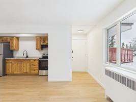 featured image of 926 Gilmore St #D