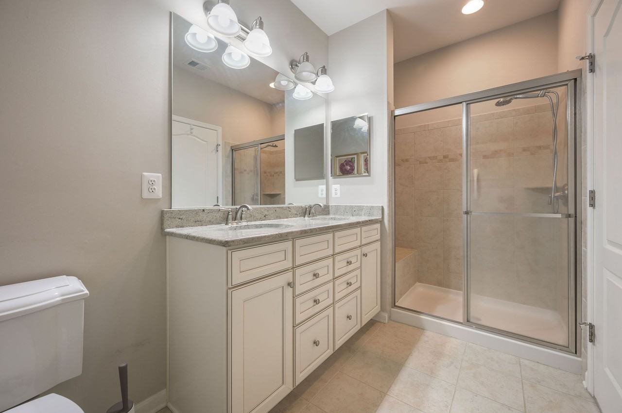 16 Fuji Ct #1 - Photo 6 of 12