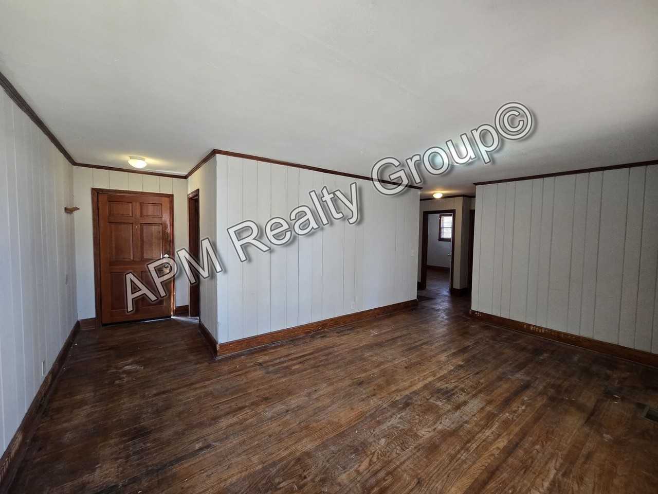 200 Hickory Forest Dr - Photo 2 of 14