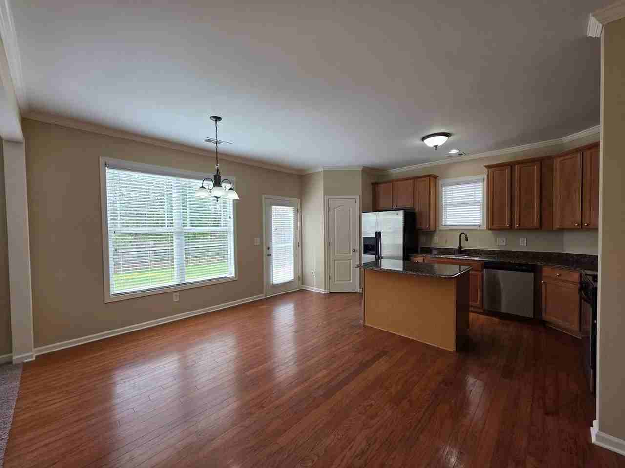 4713 Clarkstone Dr - Photo 3 of 20