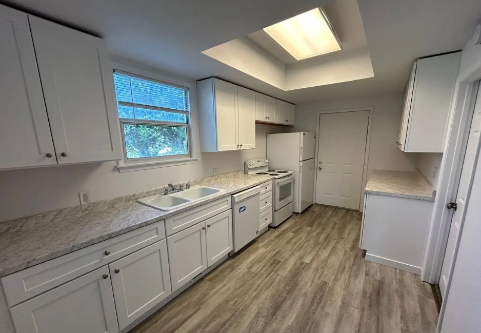 314 E Ermina Ave #1 - Photo 3 of 27