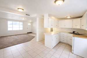 featured image of 13413 Minuteman Dr #6