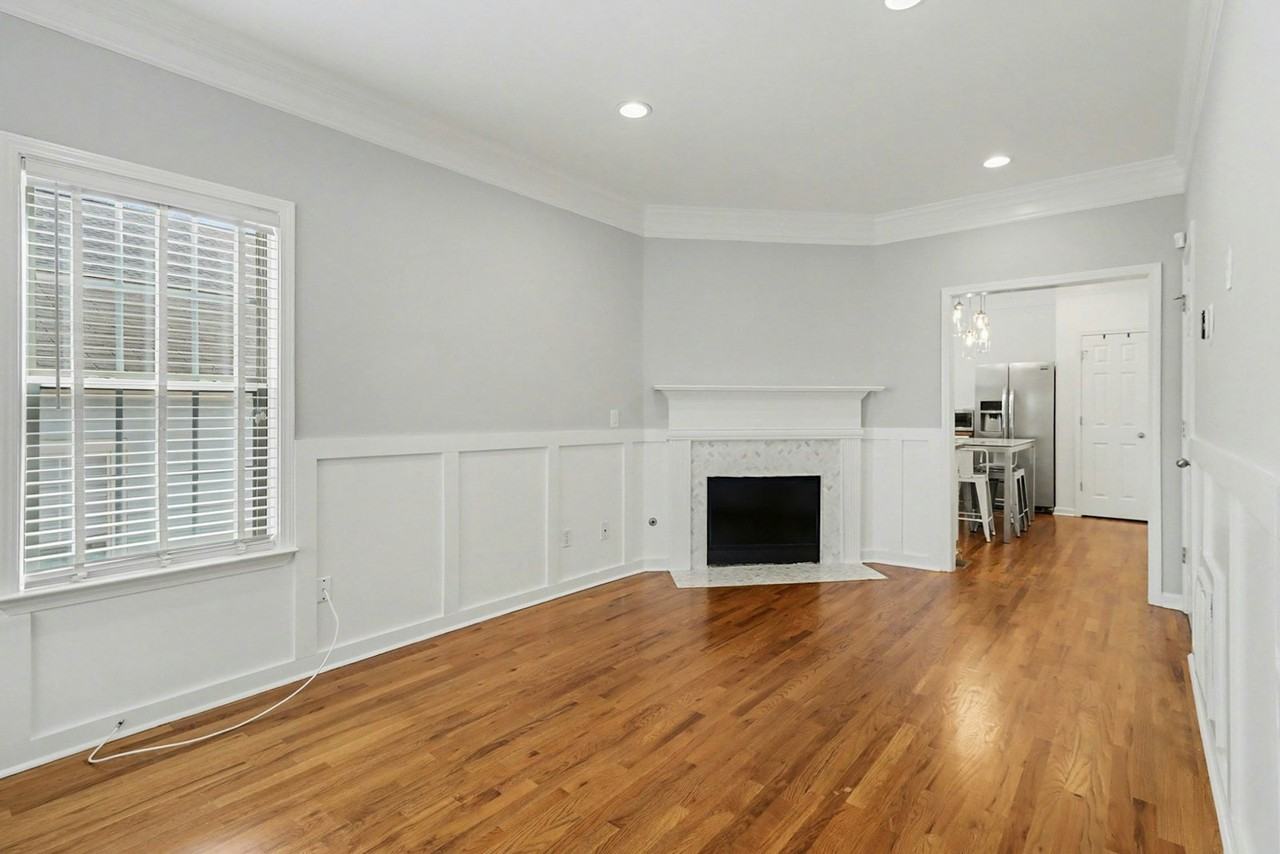 179 Little Street Southeast - Photo 7 of 27