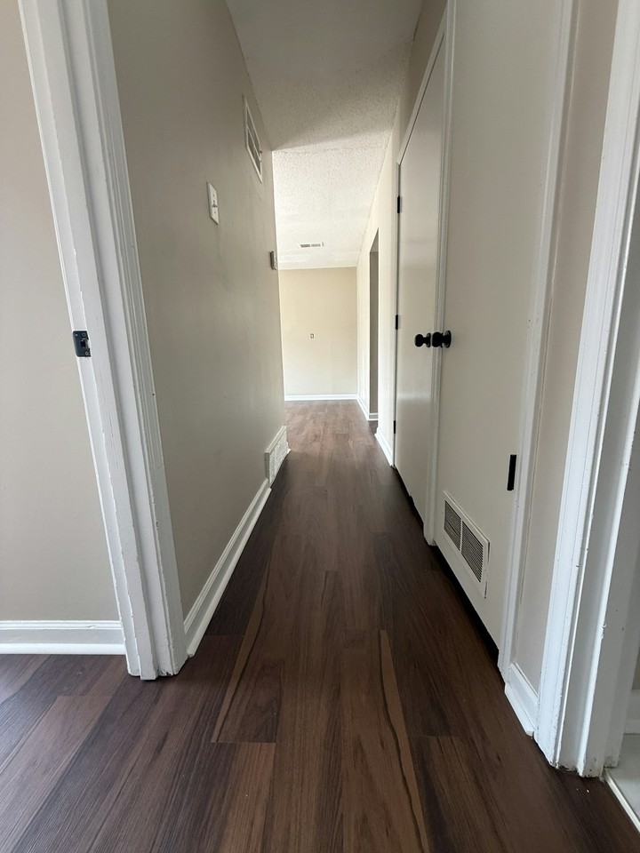 256 Delta Road - Photo 6 of 8