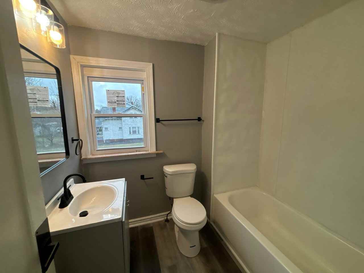 2111 Goodnor Road - Photo 3 of 11