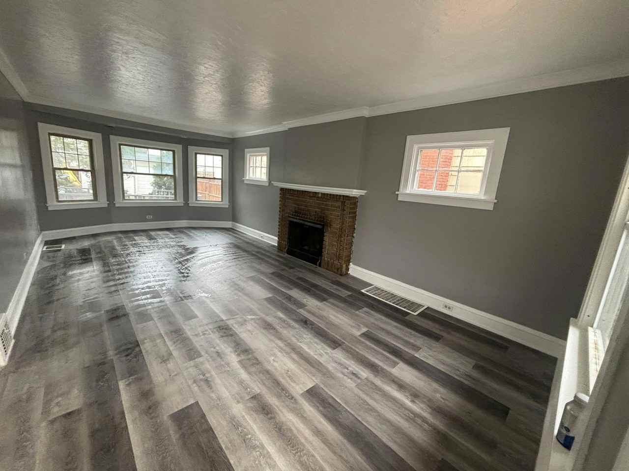 2111 Goodnor Road - Photo 6 of 11