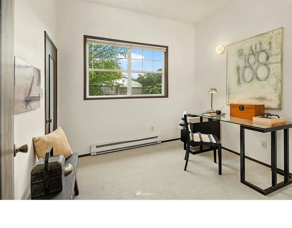 322 24th Avenue East, Unit C - Photo 4 of 12