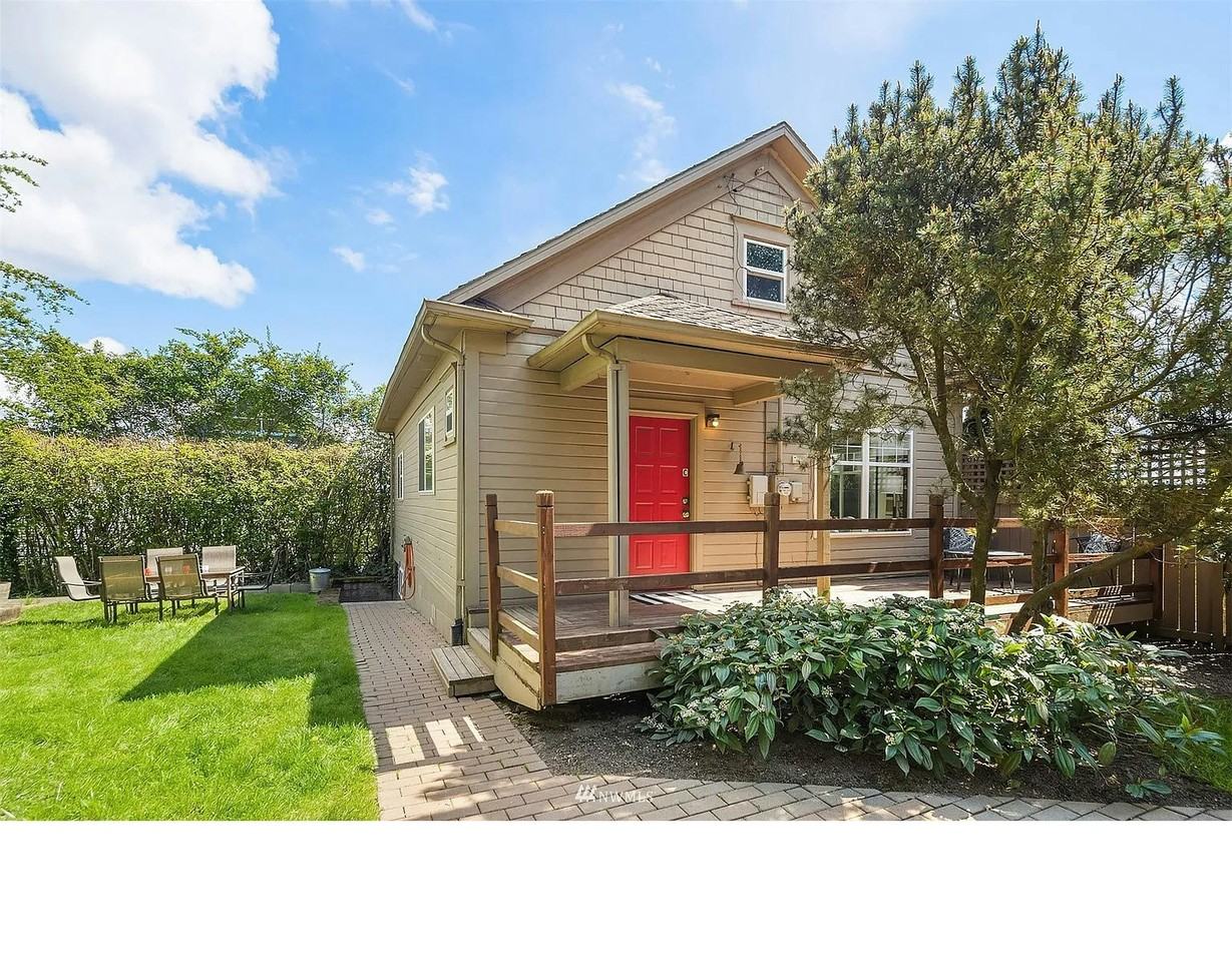 322 24th Avenue East, Unit C - Photo 7 of 12