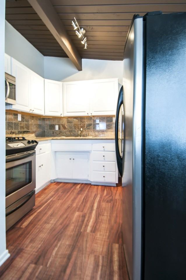 72458 Sunnyslope Drive - Photo 5 of 11