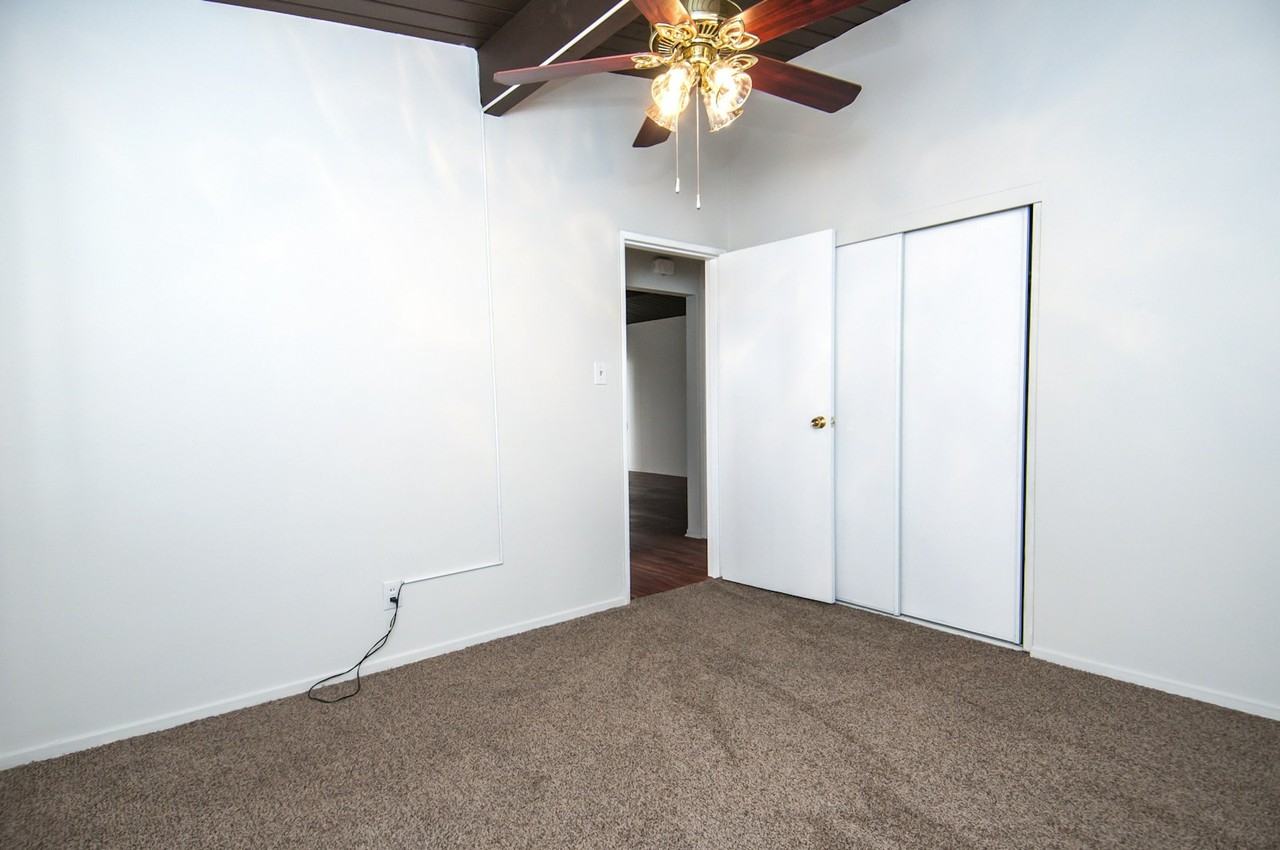 72458 Sunnyslope Drive - Photo 7 of 11