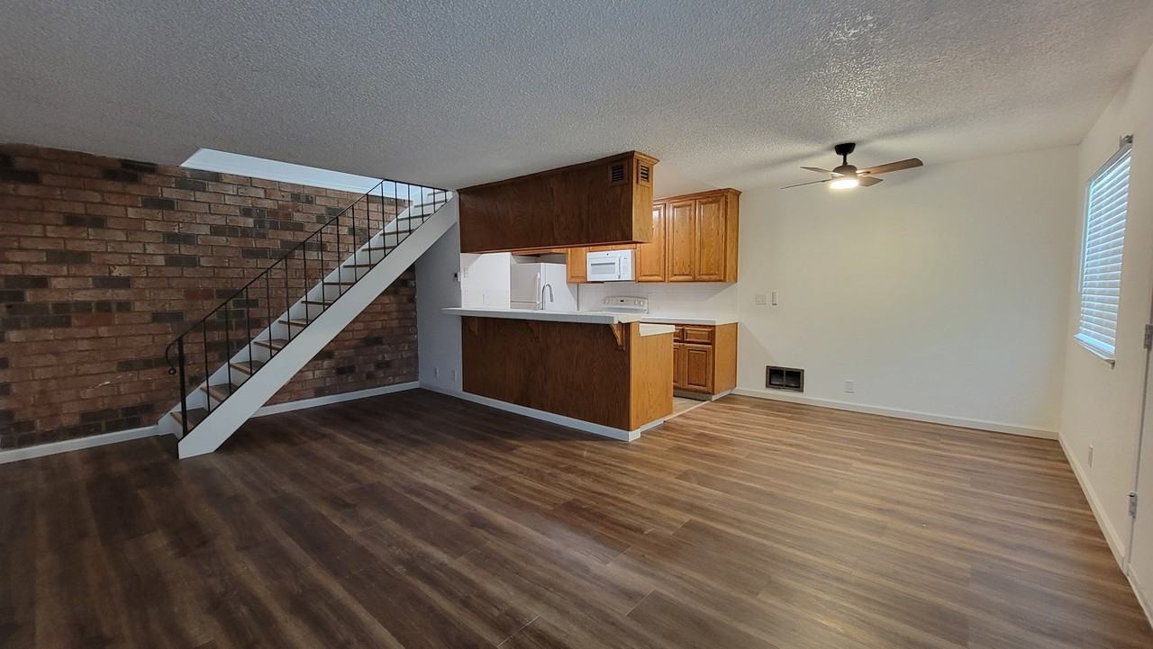 847 Gilchrist Drive #2, Unit 2 - Photo 5 of 12