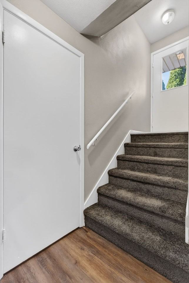 3629 N. Leroy Ave - Photo 5 of 26