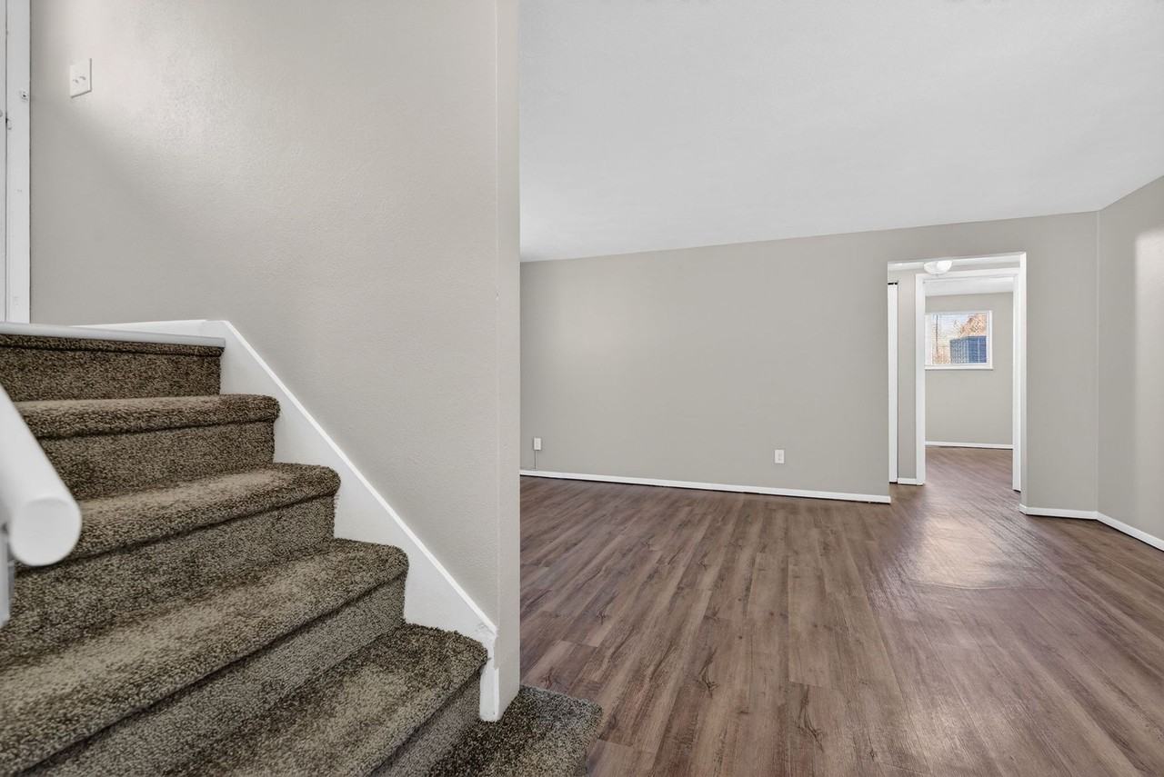 3629 N. Leroy Ave - Photo 7 of 26