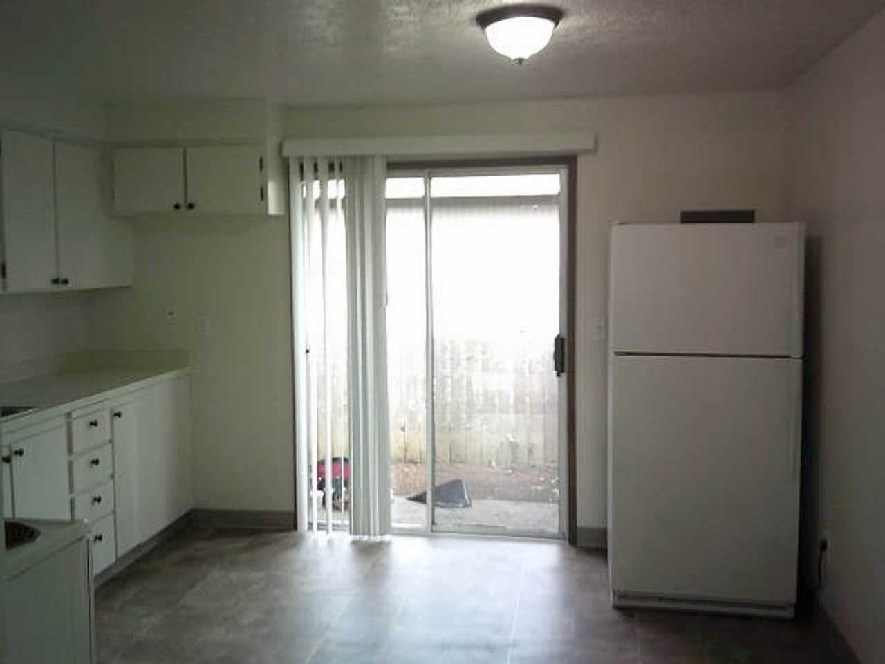 Large Two Bedroom Duplex Homes with a Private Back Yard - Photo 2 of 11