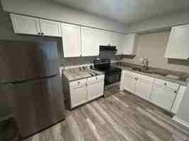 featured image of 2040 S 16th Ave