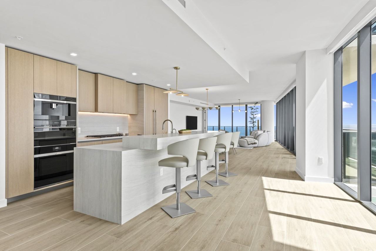 900 N Ocean BlvdUnit 1501 #1501 - Photo 3 of 10