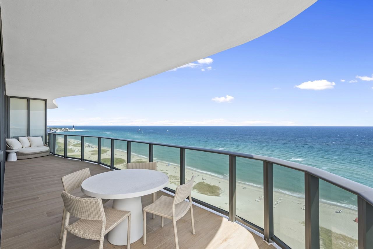 900 N Ocean BlvdUnit 1501 #1501 - Photo 7 of 10