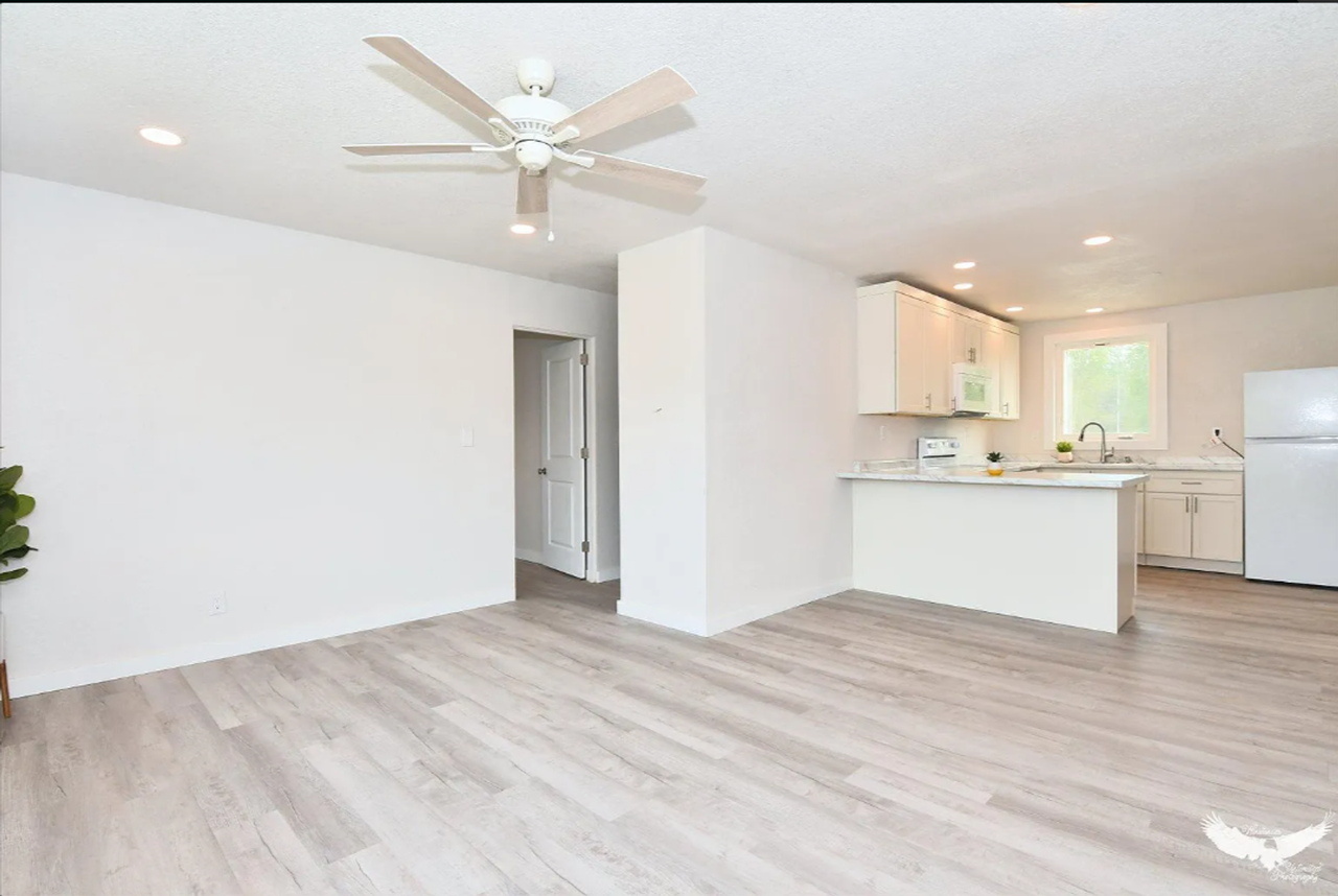 3397 Bellwood St - Photo 7 of 17