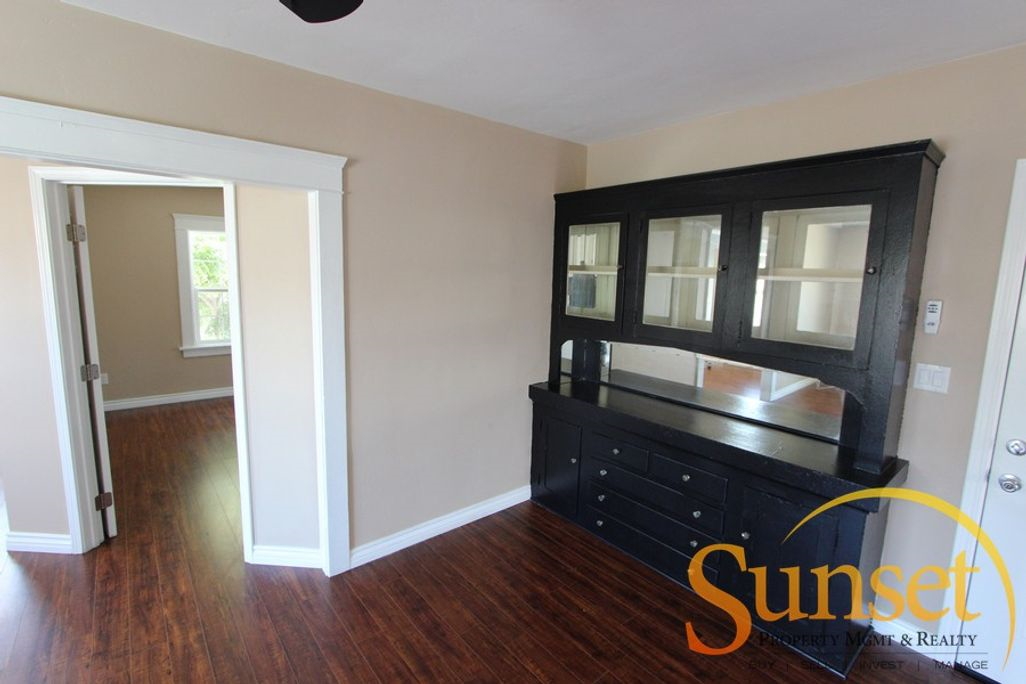 2-59. 2540-2548 University Ave - Photo 4 of 17