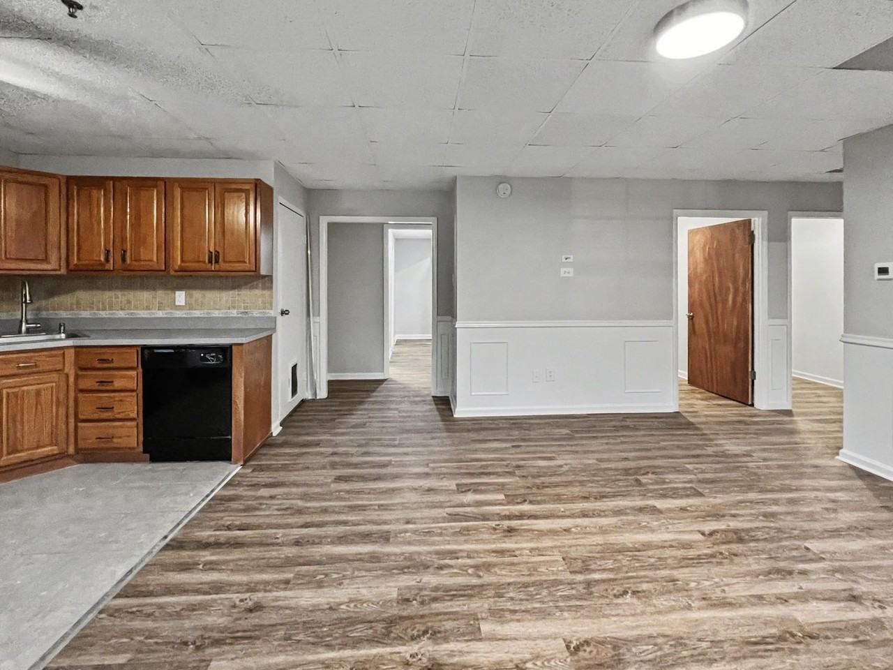 829-833 Conestoga Road - Photo 7 of 50