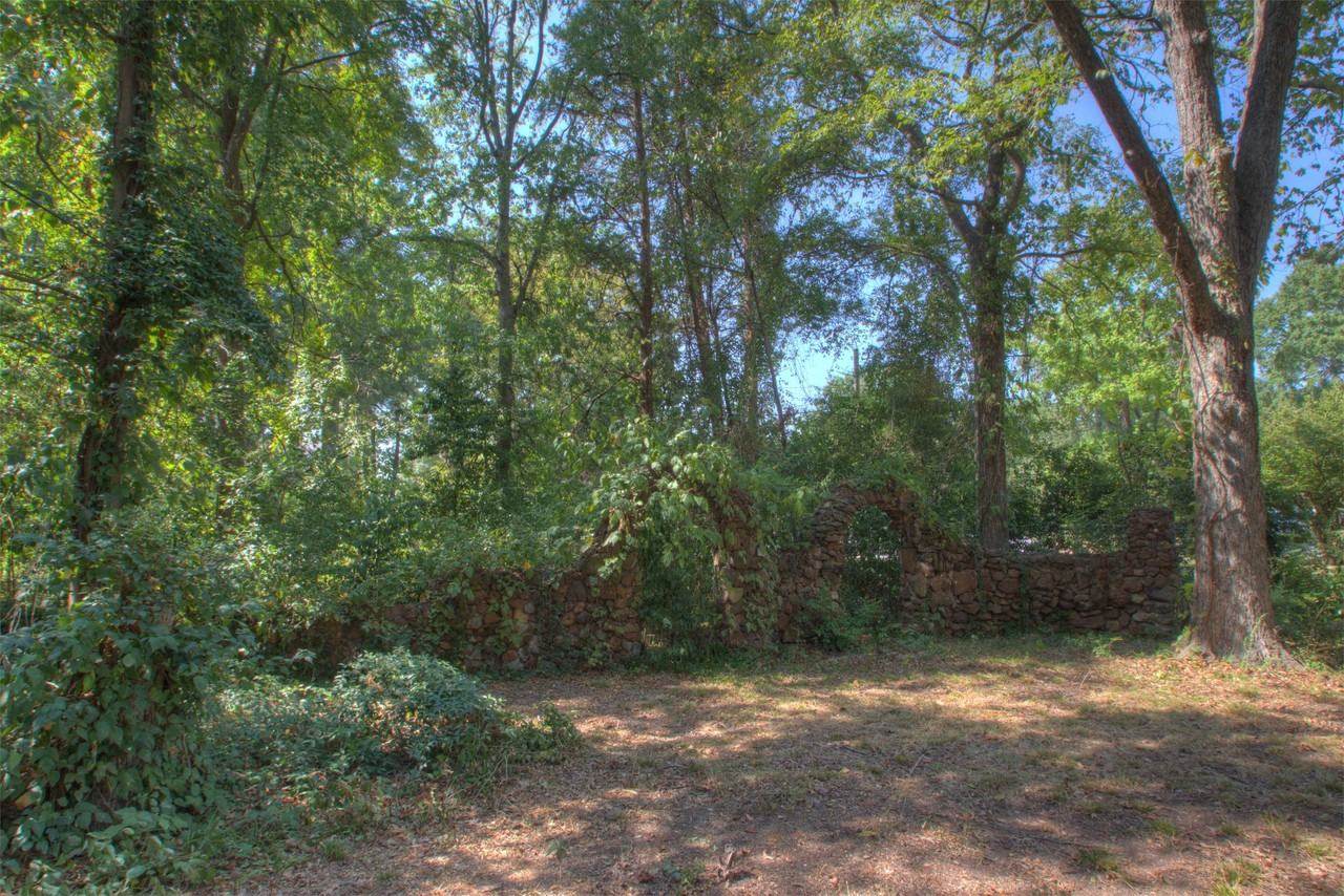 1911 Olive Street - Photo 4 of 16