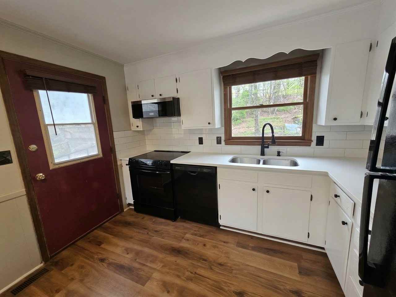 1705 Smith Level Road - Photo 4 of 23