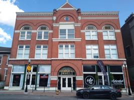 featured image of 419 Brady St