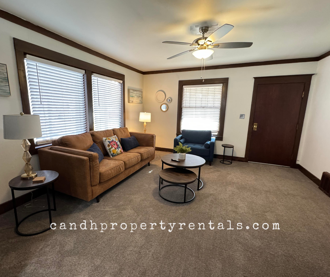 113 Alderson Ave #1 - Photo 2 of 20