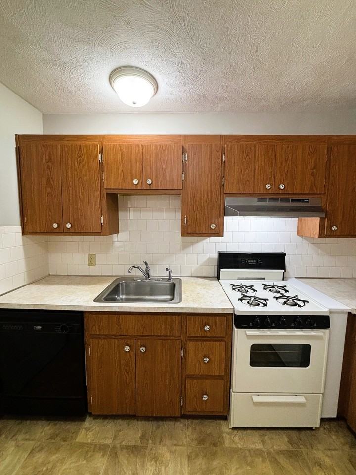 Cumberland Arms - Photo 2 of 12