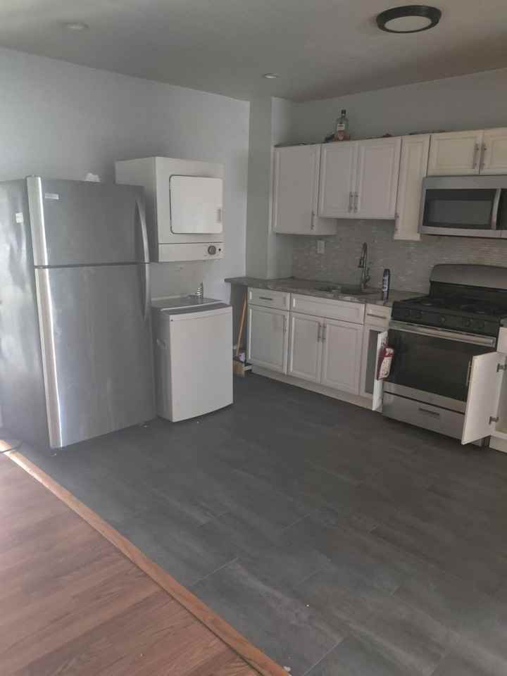 5731 North 12th Street - Photo 7 of 35