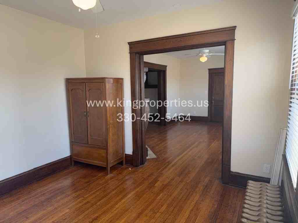 Carpenter - Photo 3 of 10