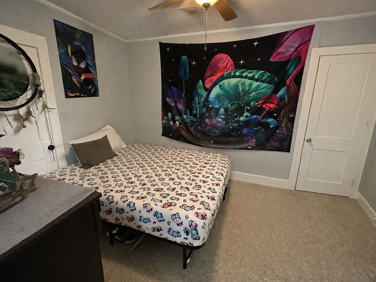 2519 Genesee Street - Photo 2 of 9