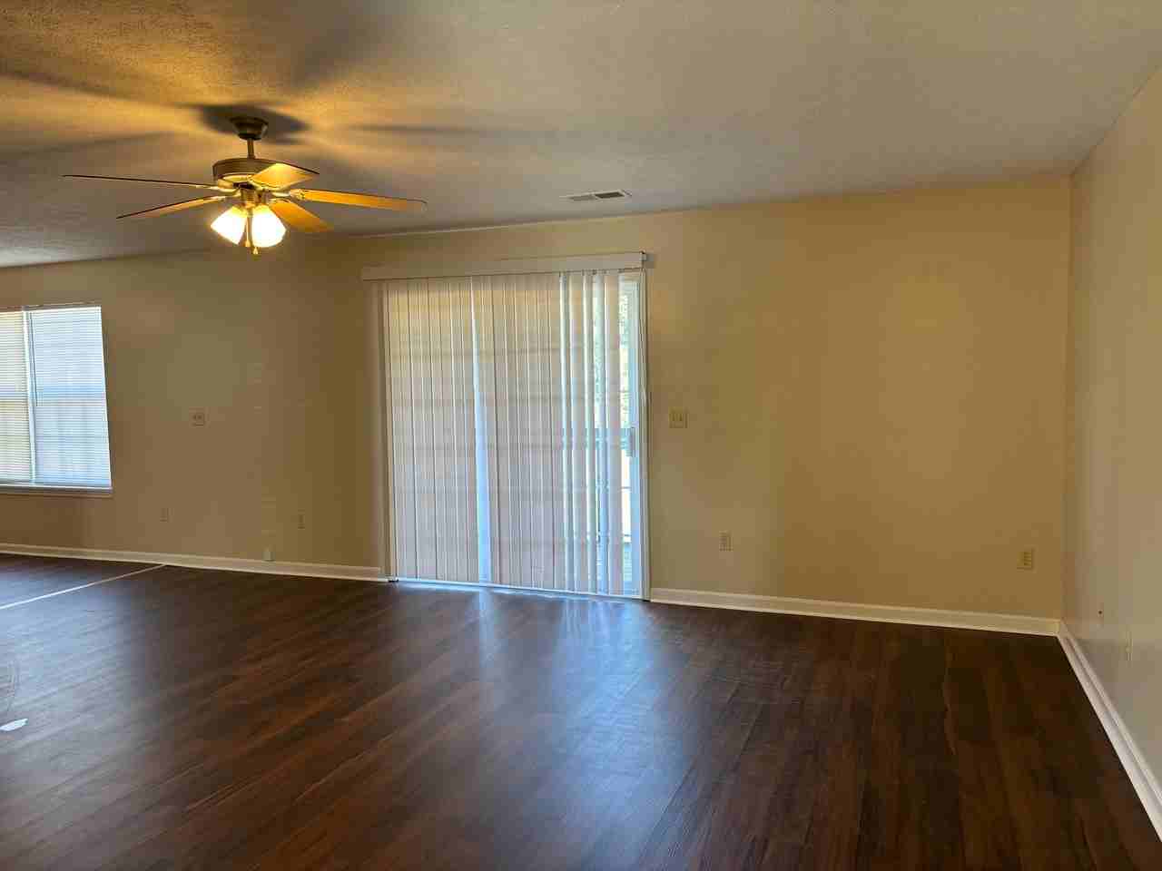 929 Redbud Apartments - Photo 2 of 6
