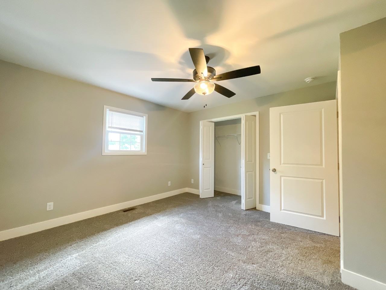 122 South Bellevue Street - Photo 6 of 13