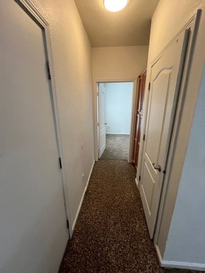 S Sallee St - Photo 7 of 11