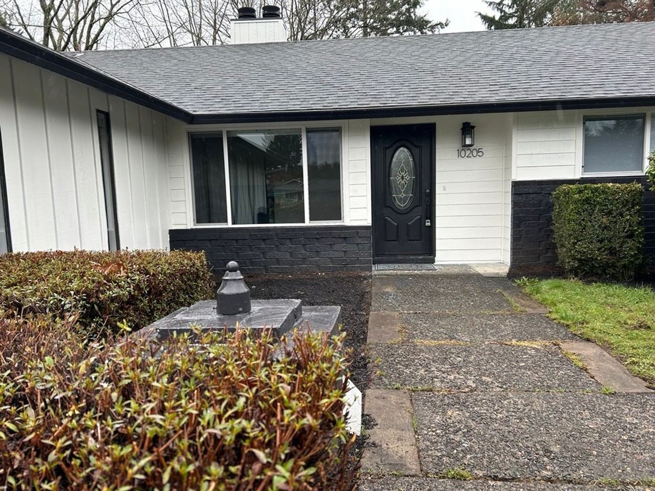 10205 Ne 27th Cir - Photo 2 of 2