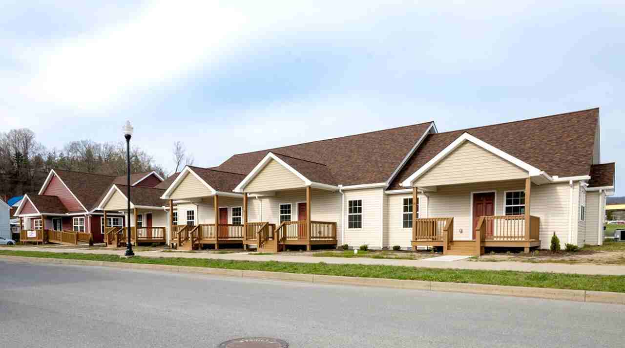 Grace Davis Residences - Photo 7 of 12