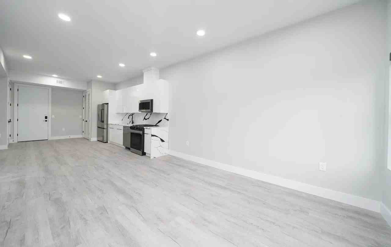 187 Culver Avenue - Photo 7 of 50